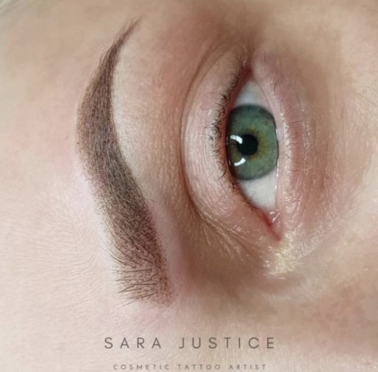 green eye - perfect brow